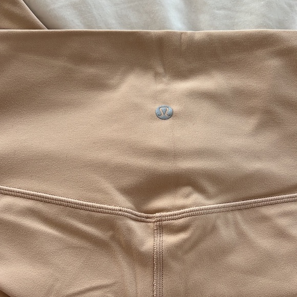 Perfect Condition Lululemon leggings - Picture 3 of 4